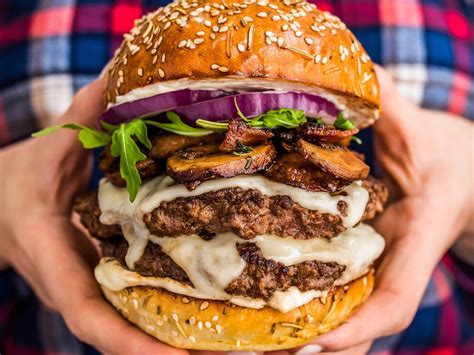 This Mushroom Burger Is As Big As It Gets With Images Bacon Dishes