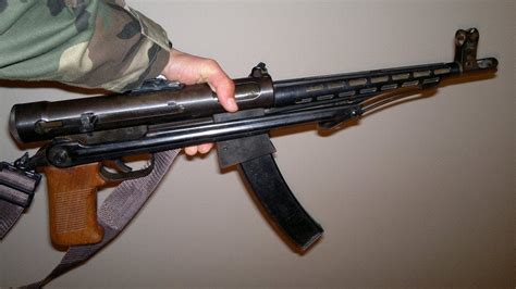 He was a powerful defender who was good in the air and provided good coverage in the back. Hungarian 53.M/ Kucher K1 submachine gun : ForgottenWeapons