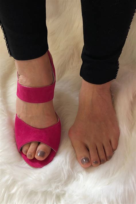 Pin On Beautiful Shoes For Bunions