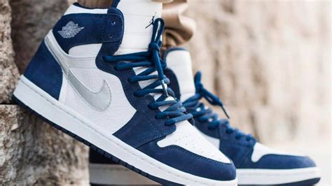 The Air Jordan 1 Midnight Navy From 2001 Is Returning Later This Year