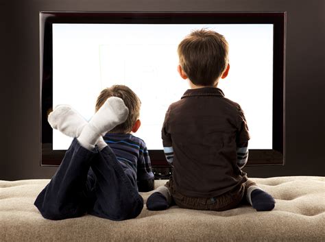 How Much Tv Should My Child Watch Huffpost