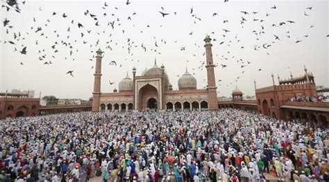 May the joy of eid surround you and your family. L'aïd al-Adha 2018 Date de l'Inde: Quand est Bakrid en ...