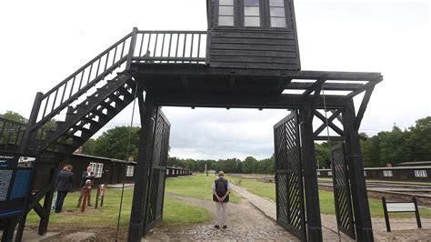 Woman 95 Indicted On 10000 Counts Of Accessory To Murder In Nazi Camp The New York Times