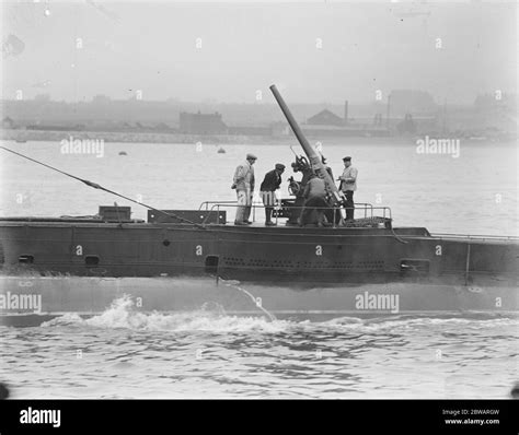 Hms Submarine No 3 Showing The Gun Crew Of The M 3 Testing The 3 Inch