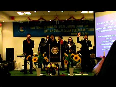 NATAL PERDANA GBI MAWAR SARON Athena Yunani 10 Des 2011 Part 2