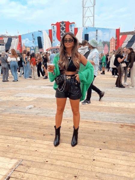 What To Wear To A Rock Concert 24 Hottest Outfits To Try