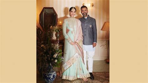 Sonam Kapoor And Anand Ahujas London Home 14 Pictures And Videos That