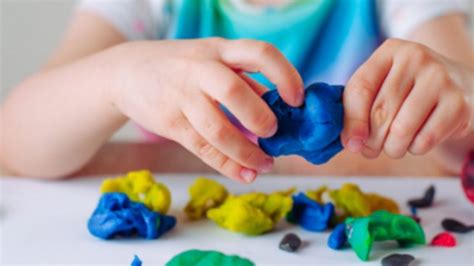 Cómo Hacer Plastilina Casera 3 Recetas Fáciles Paso A Paso