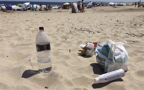 El 80 De Los Residuos Encontrados En Las Playas Bonaerenses Son