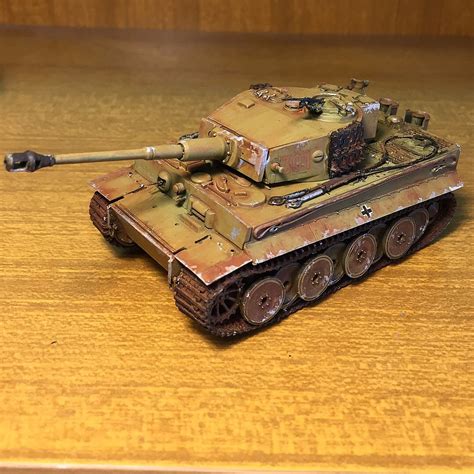 German Tiger I Tank Mid Production Plastic Model Military Vehicle