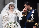 Netflix releases first look at Princess Diana's wedding dress in 'The ...