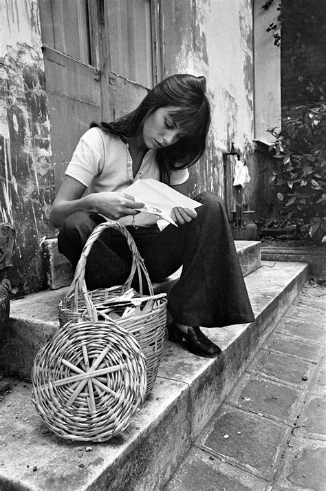 A true icon of style, jane birkin cultivated in the sixties and seventies a unique parisian style. Inspired by Jane Birkin, the Best Basket Bags to Buy This ...