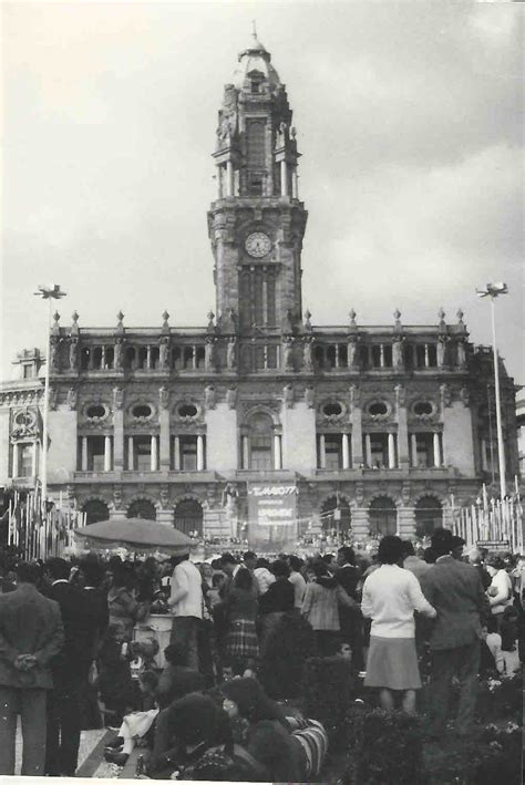 ManifestaÇÃo Do Primeiro De Maio De 1976 No Porto Ephemera