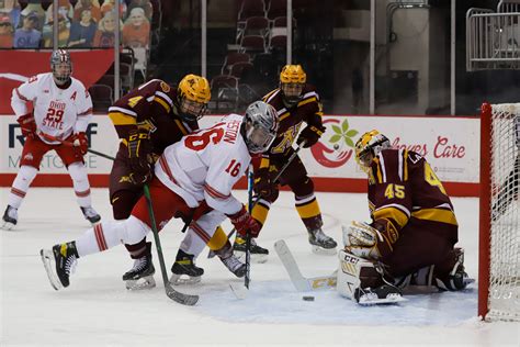 Mens Hockey Ohio State Shutout In Game Two Split Series At No 6