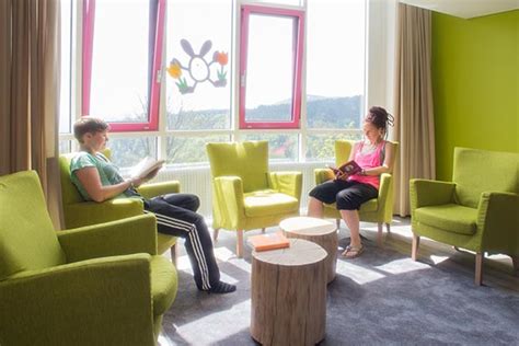 Herzlich willkommen beim haus für mutter und kind. caritas-haus-feldberg.de: Klinik