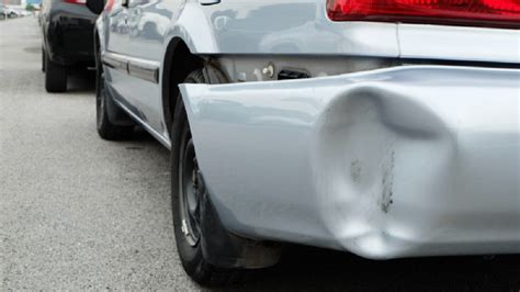 What Happens If Your Rental Car Gets Damaged In A Hit And Run Autoslash