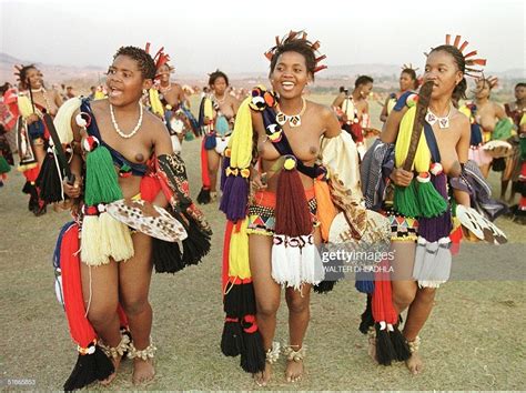 News Photo Bare Breasted And Unbetrothed Swazi Maidens Zulu