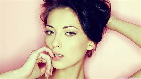 HD Wallpaper Anna Sbitnaya Brunette Closeup Face Hazel Eyes