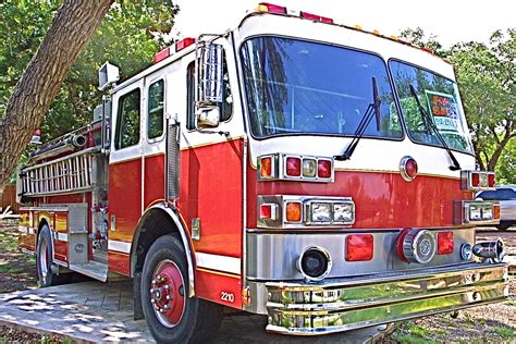 Buy This Large Red Lightly Used Fire Truck In Nw Austin Atx Car