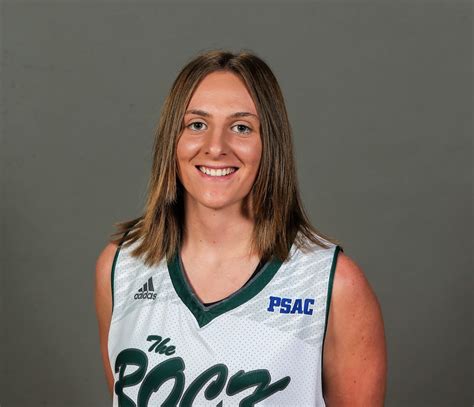 Hinderliter Nets First Career Double Double But Sru Womens Hoops Falls