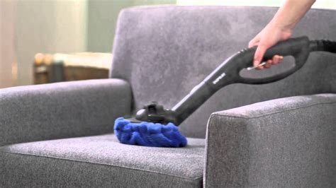 If your sofa is stained, you have a variety of options to get it clean, depending upon the type of fabric and stain. Comment nettoyer le mobilier et éliminer les punaises de ...