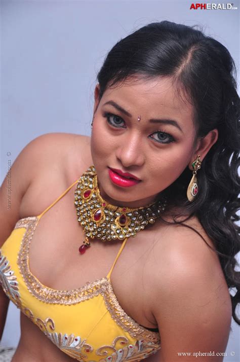 Indian Hot Actress Telugu Actress Sneha Hot Sexy Armpit And Navel Stills H