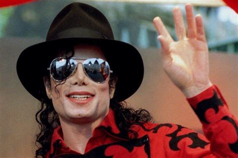 File Photo Of Michael Jackson Waving To The Crowd Numbering A Few