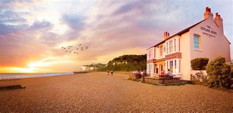 Stunning images of Kent to appear in tube stations across London as 