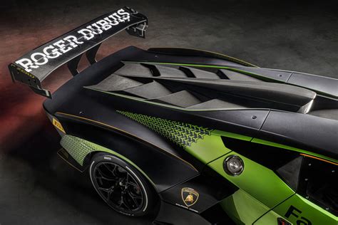Roger Dubuis Makes Companion Watch For Lamborghini Hypercar