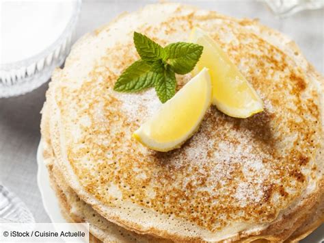 Crêpes au sucre et au citron facile et rapide découvrez les recettes de Cuisine Actuelle