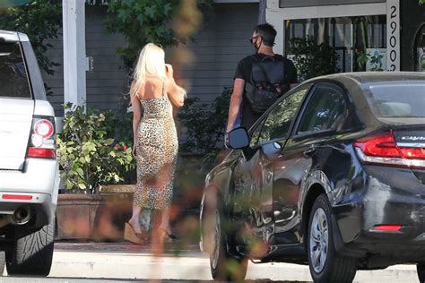 Brian austin green is setting the record straight. Courtney Stodden and Brian Austin Green - Enjoying lunch ...