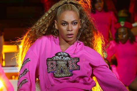 Beyonce Homecoming Live Album Debuts In Top 10 Of Billboard 200 From