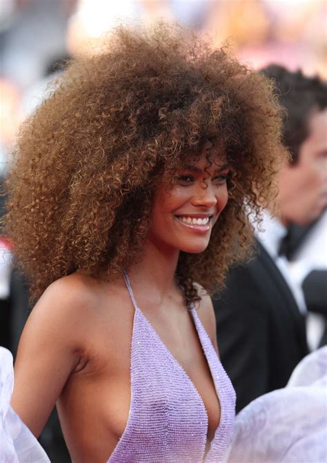 Tina Kunakey The Beguiled Premiere At 70th Cannes Film Festival 08