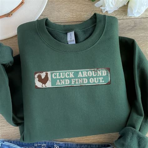 Funny Chicken Sweater Mothers Day Chicken Sweatshirt Womens Chick Crewneck Love Chickens