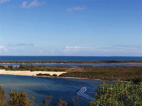 Gippsland Lakes Lakes Entrance Attractions Localista