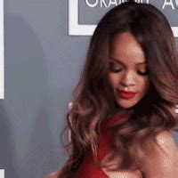 Rihanna Grey Hair GIFs Get The Best On GIPHY
