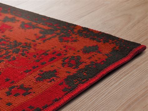 Unser felle und teppiche sorgen für einen angenehmen komfort in deinen vier wänden. Moderne Teppiche - Vintage rot | Floordirekt.de