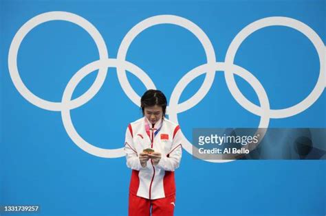 Shi Tingmao Photos And Premium High Res Pictures Getty Images