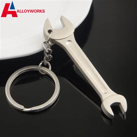 Sale New Accessories Keychain Metal Keychain Wrench Shaped Key Ringkey