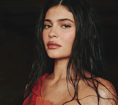 Kylie Jenner Flaunts Her Perfectly Toned Body In Sexy Ensembles For Tmrw Magazine Photoshoot