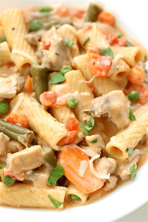 Stir the soup, milk, lemon juice, basil and vegetables in the skillet and heat to a boil. Instant Pot Creamy Chicken Primavera - Cookware and Recipes