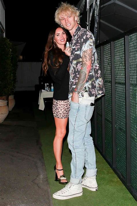Megan Fox Machine Gun Kelly Enjoy Date Night In Santa Monica