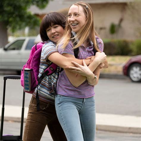 ‘pen15 On Hulu Review A Millennial Coming Of Age Comedy