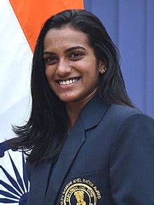Sie nahm 2010 mit der indischen nationalmannschaft am uber cup teil. П. В. Синдху - P. V. Sindhu - Википедия