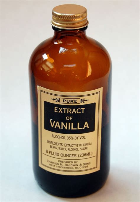 Make Your Own Vanilla Extract - FamilyNatural