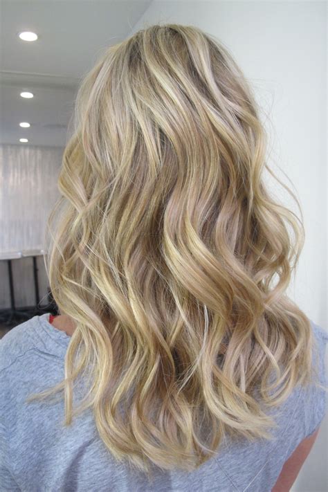 Silver blonde hair colours are cool, edgy, and modern. 98+ Blonde Hairstyles, Ideas, Ways, Highlights | Design ...