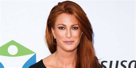Who Is Angie Everhart Wiki Net Worth Husband Wedding Baby Father