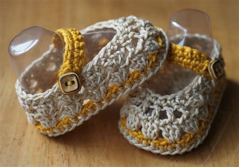 Crochet Baby Ballet Slippers Pattern