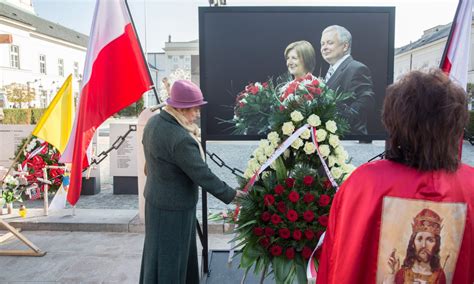 How The Smolensk Tragedy Is Dividing Poland