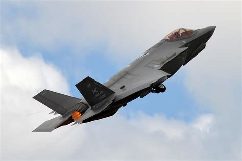 Selfridge Air Base Aims To Become A Home For New F 35 Fighter Jet